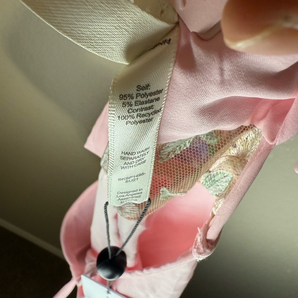 New NWT VS For Love & Lemons pink floral embroidered dress Size XXS - Picture 9 of 9